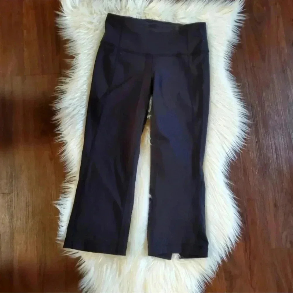 Lululemon Cropped Pants with Slit.